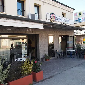 Affittacamere Caffetteria Dell'angolo, Borghetto Secondo